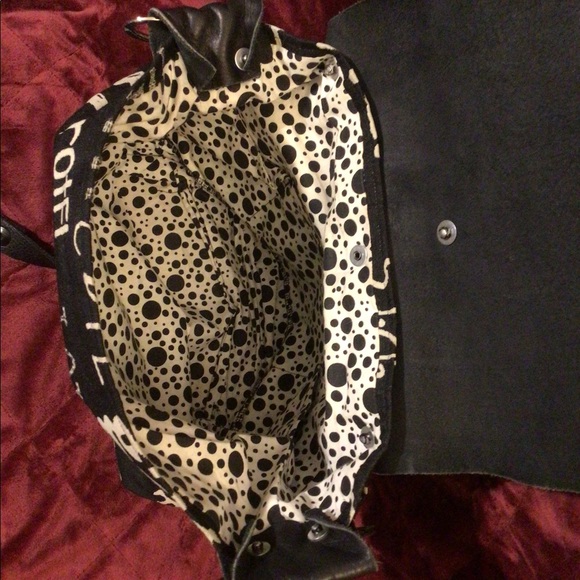 🎁Black and White Satchel Bag🎁 - Picture 9 of 10